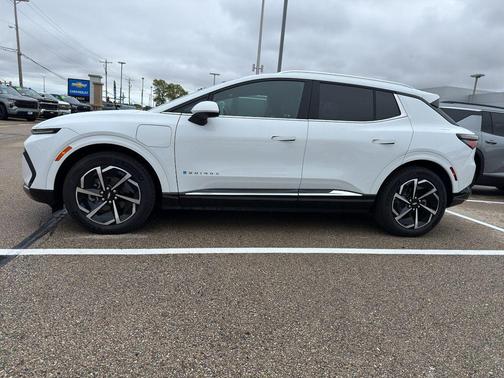 2025 Chevrolet Equinox EV LT