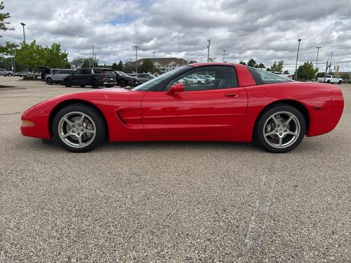 Torch Red 2002 Chevrolet Corvette Base