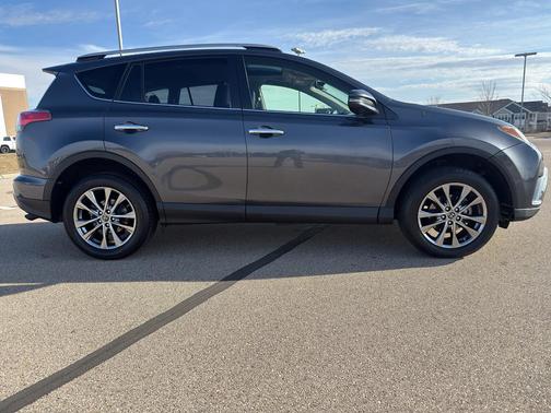 2016 Toyota RAV4 Limited