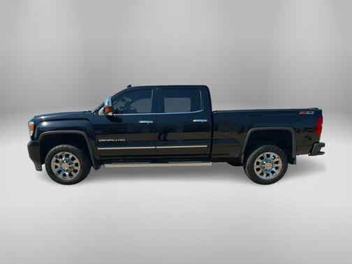 2015 GMC Sierra 2500 Denali