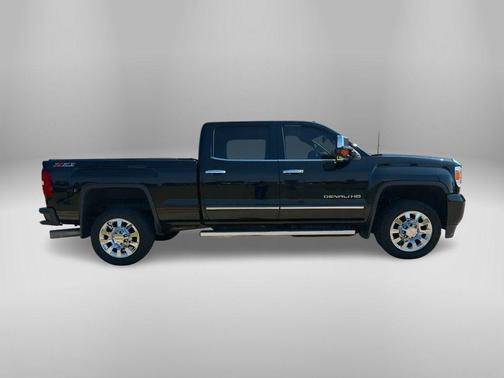 2015 GMC Sierra 2500 Denali
