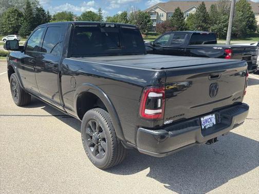 2022 RAM 2500 Limited Crew Cab 4x4 6'4' Box