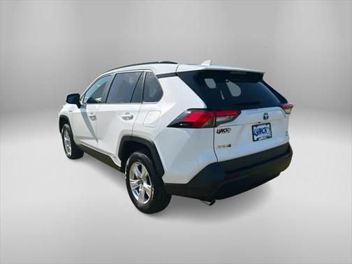 2021 Toyota RAV4 Hybrid XLE