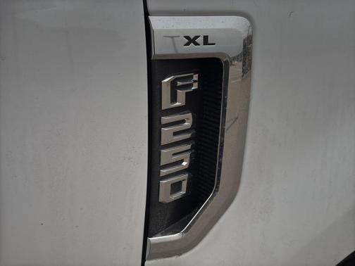 2022 Ford F-250 XL