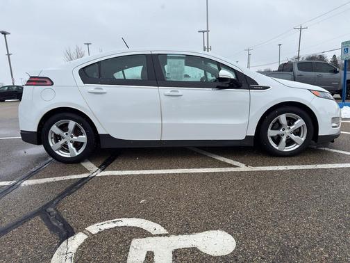 2015 Chevrolet Volt Base