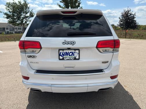 2020 Jeep Grand Cherokee Summit