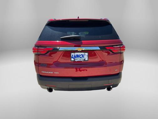 Radiant Red Tintcoat 2023 Chevrolet Traverse LT Cloth