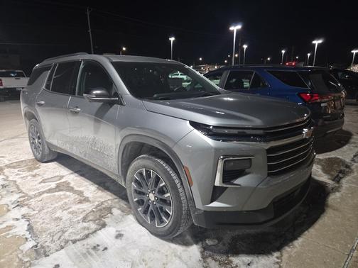 2024 Chevrolet Traverse LT Leather