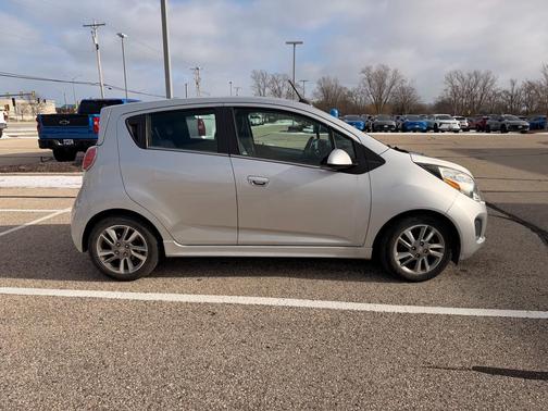 2016 Chevrolet Spark EV 1LT