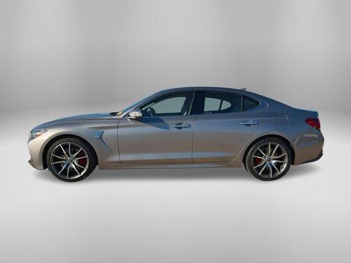 2021 Genesis G70 2.0T RWD Manual