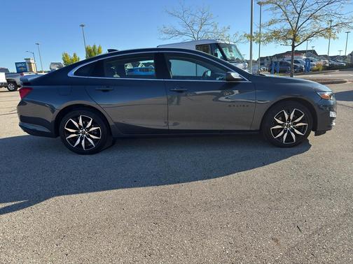 2021 Chevrolet Malibu FWD RS