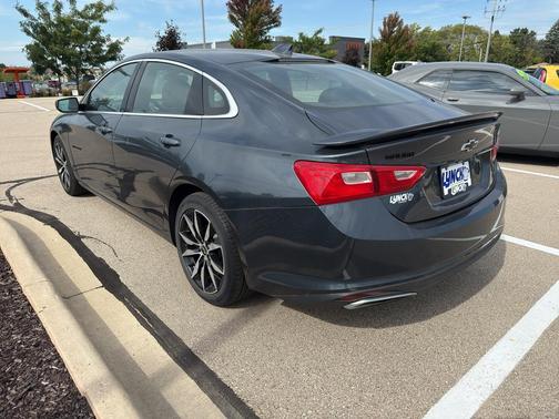 2021 Chevrolet Malibu FWD RS