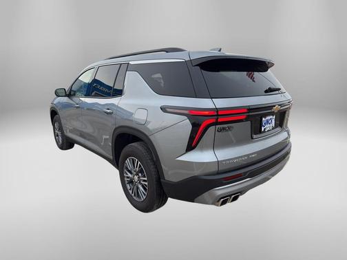 2025 Chevrolet Traverse LT Leather