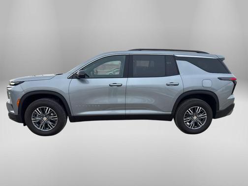 2025 Chevrolet Traverse LT Leather