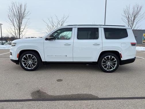 2023 Jeep Grand Wagoneer Series II 4x4