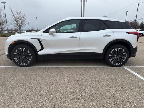 2024 Chevrolet Blazer EV eAWD LT