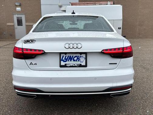 2023 Audi A4 45 S line Premium Plus