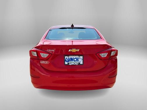 2018 Chevrolet Cruze LS