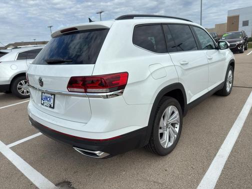 2021 Volkswagen Atlas 3.6L SE w/Technology