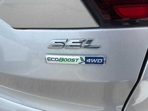 2019 Ford Escape SEL