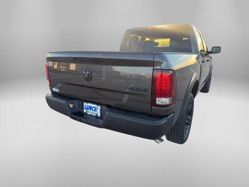 2024 RAM 1500 Classic Warlock Crew Cab 4x4 5'7' Box