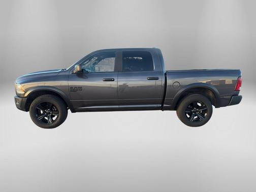 2024 RAM 1500 Classic Warlock Crew Cab 4x4 5'7' Box
