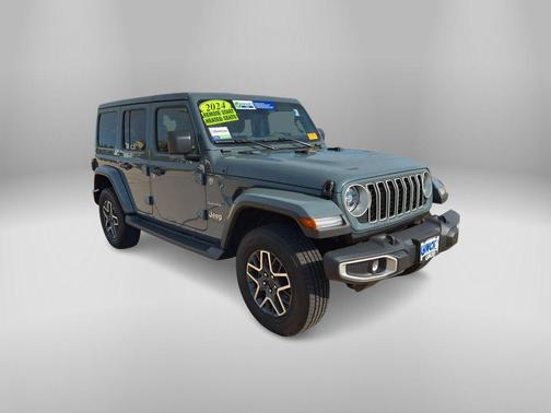 2024 Jeep Wrangler 4-Door Sahara 4x4