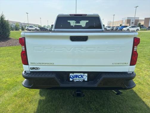 2025 Chevrolet Silverado 2500 Custom