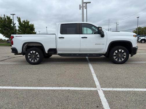 2021 Chevrolet Silverado 2500 Custom