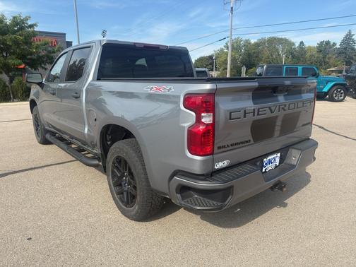 2023 Chevrolet Silverado 1500 Custom