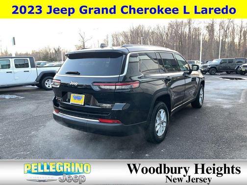 2023 Jeep Grand Cherokee L Laredo