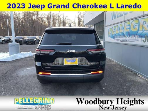 2023 Jeep Grand Cherokee L Laredo