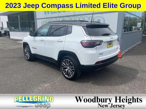 Bright White Clearcoat 2023 Jeep Compass Limited