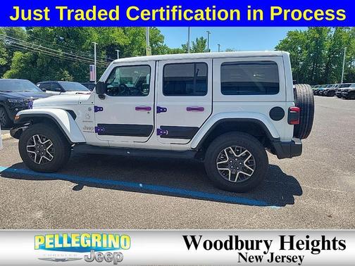 Bright White Clearcoat 2024 Jeep Wrangler 4-Door Sahara 4x4