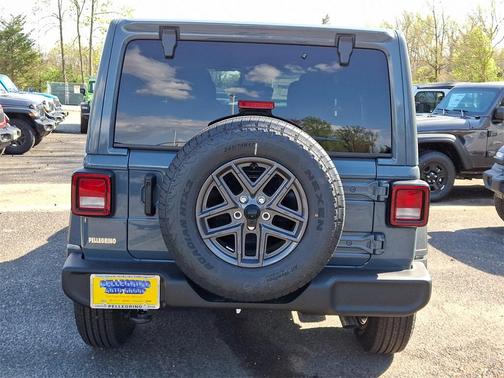 2025 Jeep Wrangler Sport