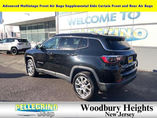 2022 Jeep Compass Latitude Lux