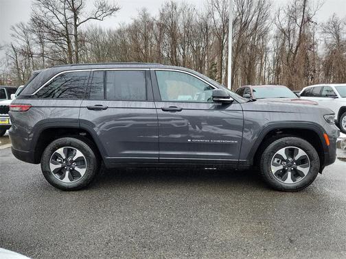 2024 Jeep Grand Cherokee 4xe Base