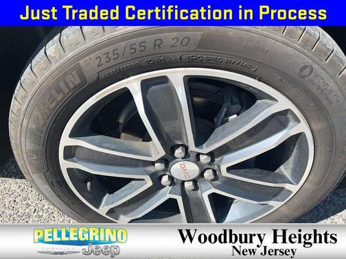 Sterling Metallic 2023 GMC Acadia AWD SLT