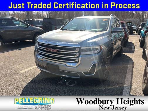 Sterling Metallic 2023 GMC Acadia AWD SLT