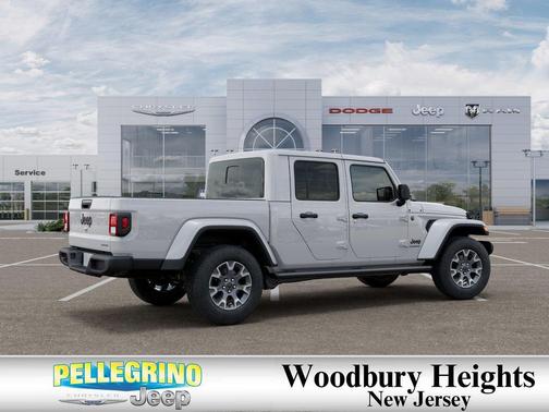 2026 Jeep Gladiator Sahara 4x4
