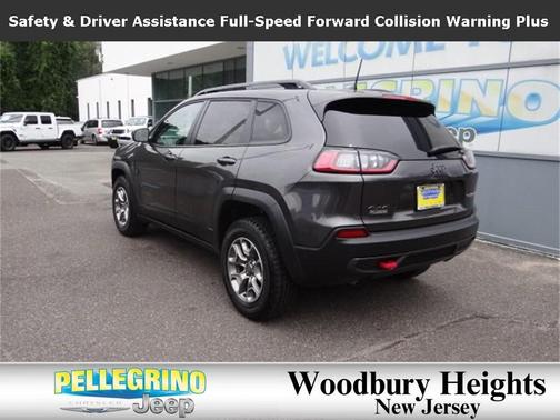 2022 Jeep Cherokee Trailhawk