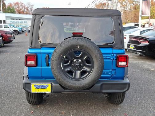 2025 Jeep Wrangler Sport