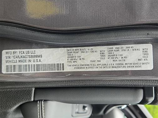 2025 Jeep Grand Cherokee L Laredo