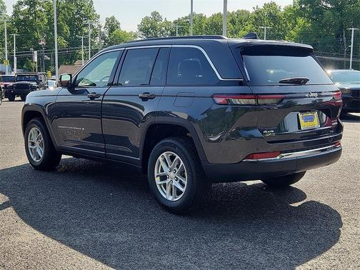 2025 Jeep Grand Cherokee Laredo X