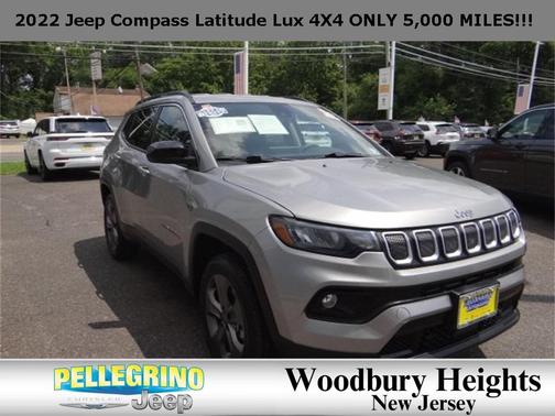 2022 Jeep Compass Latitude Lux