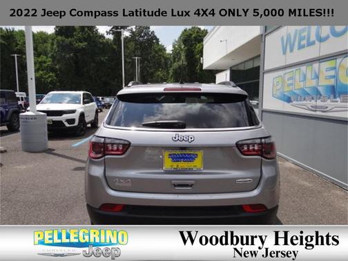 2022 Jeep Compass Latitude Lux