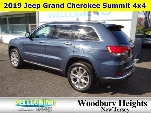 2019 Jeep Grand Cherokee Summit