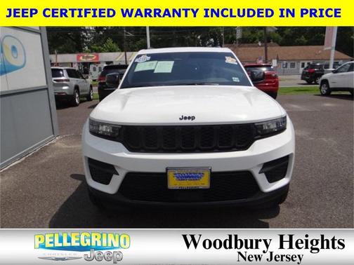 2022 Jeep Grand Cherokee Altitude