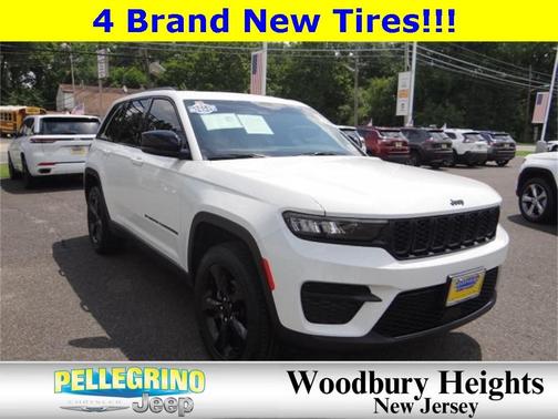 2022 Jeep Grand Cherokee Altitude