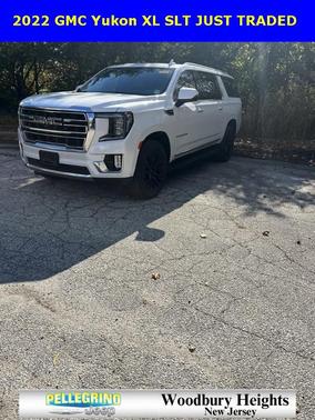 2022 GMC Yukon XL SLT